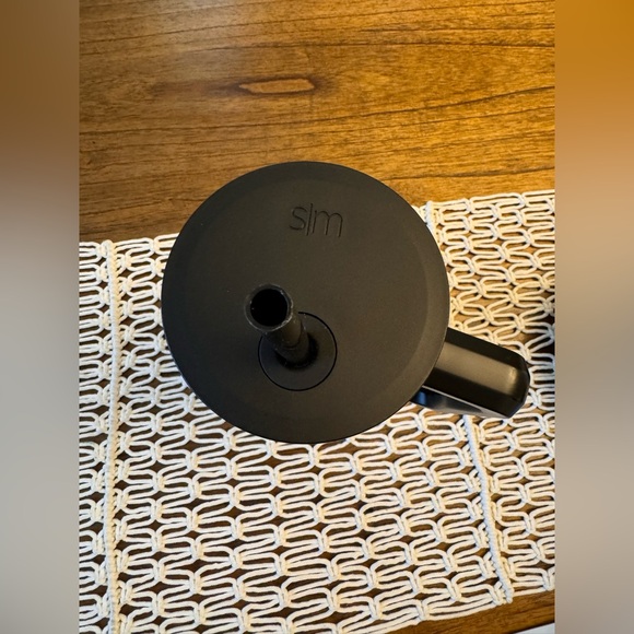 Simple Modern Trek Spooky Bats 40 oz - Picture 3 of 6